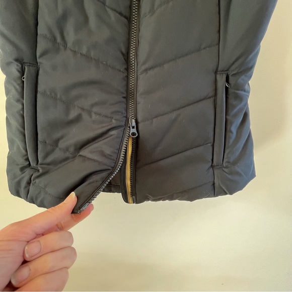 Noble Outfitters Quilted Black Equestrian Riding Vest Size Small - Picture 3 of 10